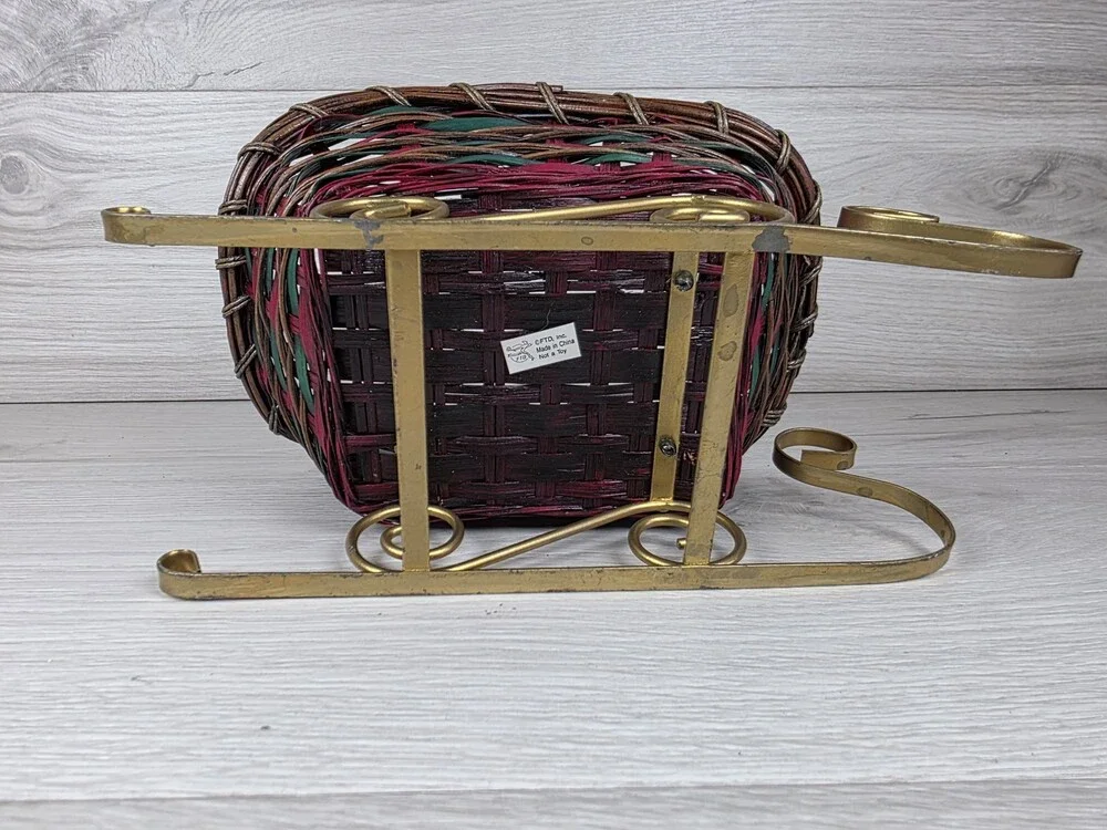 Sleigh Basket Christmas Holiday Decor Wicker Metal SU62